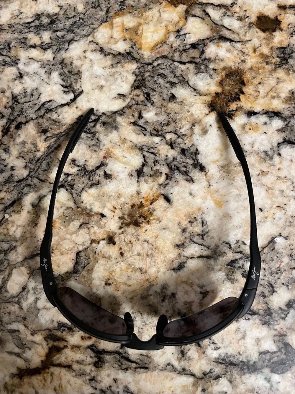 Maui Jim Banyan Men's Black Semi-Rimless Sunglasses - Classic Polarized Look